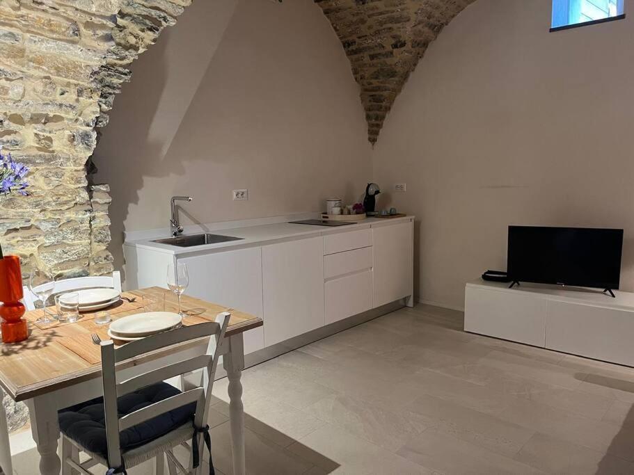 Studio Pietra E Charme Diano San Pietro Exterior photo